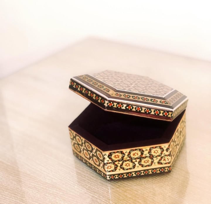 هـــنـر آخــر